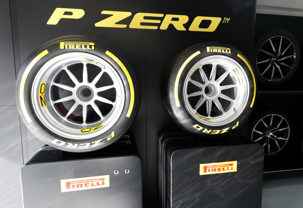 New 18 inch Pirelli tyers for 2010