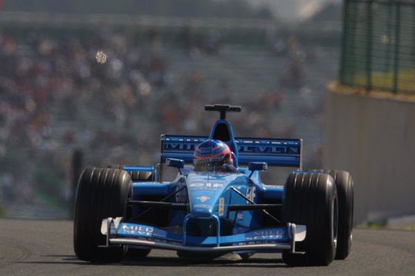 2001 Japanese Grand Prix - Sunday / Race
Suzuka, Japan. 14th October 2001
Jenson Button, Benetton Renault B201, action.
World Copyright - LAT Photographic
ref: 8
9 MB Digital

