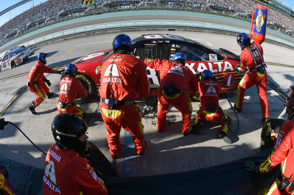 Monster Energy NASCAR Cup Series
Ford EcoBoost 400
Homestead-Miami Speedway, Homestead, FL USA
Sunday 19 November 2017
Dale Earnhardt Jr, Hendrick Motorsports, Axalta Chevrolet SS
World Copyright: Nigel Kinrade
LAT Images Monster Energy NASCAR Cup Series
Ford EcoBoost 400
Homestead-Miami Speedway, Homestead, FL USA
Sunday 19 November 2017
Dale Earnhardt Jr, Hendrick Motorsports, Axalta Chevrolet SS
World Copyright: Nigel Kinrade
LAT Images