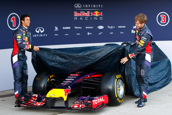 2014 F1 Pre Season Test 1 - Preview
Circuito de Jerez, Jerez, Spain.
Tuesday 28 January 2014.
Sebastian Vettel, Red Bull Racing. and Daniel Ricciardo, Red Bull Racing at the launch of the Red Bull RB10.
World Copyright: Alastair Staley/LAT Photographic.
ref: Digital Image _A8C7595