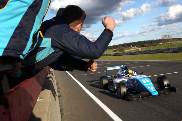 2016 BRDC British Formula 3 Championship,
Snetterton, Norfolk. 27th - 28th March 2016.
Enaam Ahmed (GBR) Douglas Motorsport BRDC F3.
World Copyright: Ebrey / LAT Photographic. 2016 BRDC British Formula 3 Championship,
Snetterton, Norfolk. 27th - 28th March 2016.
Enaam Ahmed (GBR) Douglas Motorsport BRDC F3.
World Copyright: Ebrey / LAT Photographic.