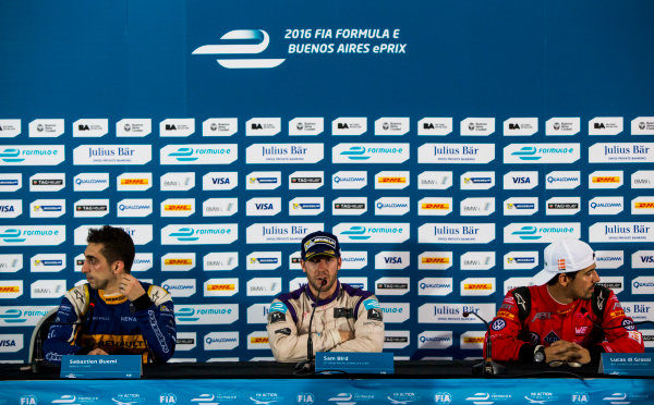 2015/2016 FIA Formula E Championship.
Buenos Aires ePrix, Buenos Aires, Argentina.
Saturday 6 February 2016.
Sam Bird (GBR), DS Virgin Racing DSV-01, Sebastien Buemi (SUI), Renault e.Dams Z.E.15 and Lucas Di Grassi (BRA), ABT Audi Sport FE01.
Photo: Zak Mauger/LAT/Formula E
ref: Digital Image _L0U1756