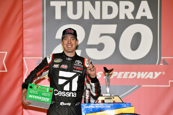 NASCAR Camping World Truck Series
Toyota Tundra 250
Kansas Speedway, Kansas City, KS USA
Friday 12 May 2017
Kyle Busch, Cessna Toyota Tundra celebrates his win in Victory Lane
World Copyright: Nigel Kinrade
LAT Images
ref: Digital Image 17KAN1nk07231 NASCAR Camping World Truck Series
Toyota Tundra 250
Kansas Speedway, Kansas City, KS USA
Friday 12 May 2017
Kyle Busch, Cessna Toyota Tundra celebrates his win in Victory Lane
World Copyright: Nigel Kinrade
LAT Images
ref: Digital Image 17KAN1nk07231