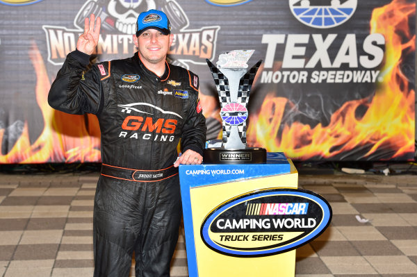 3-4 November, 2016, Fort Worth, Texas USA
Johnny Sauter (21) celebrates after winning at Texas.
©2016, John Harrelson / LAT Photo USA 3-4 November, 2016, Fort Worth, Texas USA
Johnny Sauter (21) celebrates after winning at Texas.
©2016, John Harrelson / LAT Photo USA