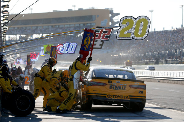 Monster Energy NASCAR Cup Series
Ford EcoBoost 400
Homestead-Miami Speedway, Homestead, FL USA
Sunday 19 November 2017
Matt Kenseth, Joe Gibbs Racing, DEWALT Hurricane Recovery Toyota Camry
World Copyright: Matthew T. Thacker
LAT Images Monster Energy NASCAR Cup Series
Ford EcoBoost 400
Homestead-Miami Speedway, Homestead, FL USA
Sunday 19 November 2017
Matt Kenseth, Joe Gibbs Racing, DEWALT Hurricane Recovery Toyota Camry
World Copyright: Matthew T. Thacker
LAT Images