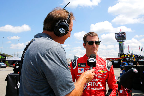 Monster Energy NASCAR Cup Series
Toyota Owners 400
Richmond International Raceway, Richmond, VA USA
Friday 28 April 2017
Kasey Kahne, Hendrick Motorsports, AARP Drive to End Hunger Chevrolet SS
World Copyright: Russell LaBounty
LAT Images
ref: Digital Image 17RIC1Jrl_0114 Monster Energy NASCAR Cup Series
Toyota Owners 400
Richmond International Raceway, Richmond, VA USA
Friday 28 April 2017
Kasey Kahne, Hendrick Motorsports, AARP Drive to End Hunger Chevrolet SS
World Copyright: Russell LaBounty
LAT Images
ref: Digital Image 17RIC1Jrl_0114