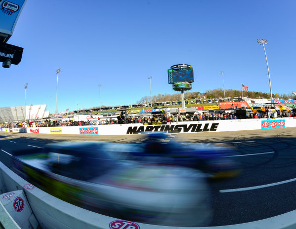 NASCAR Camping World Truck Series
Alpha Energy Solutions 250
Martinsville Speedway, Martinsville, VA USA
Saturday 1 April 2017
The field races past the start/finish line
World Copyright: Logan Whitton/LAT Images
ref: Digital Image 17MART1LW1851 NASCAR Camping World Truck Series
Alpha Energy Solutions 250
Martinsville Speedway, Martinsville, VA USA
Saturday 1 April 2017
The field races past the start/finish line
World Copyright: Logan Whitton/LAT Images
ref: Digital Image 17MART1LW1851