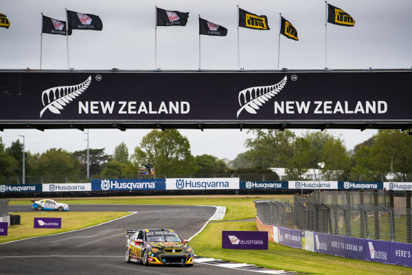 2017 Supercars Championship Round 14. 
Auckland SuperSprint, Pukekohe Park Raceway, New Zealand.
Friday 3rd November to Sunday 5th November 2017.
David Reynolds, Erebus Motorsport Holden. 
World Copyright: Daniel Kalisz/LAT Images 
Ref: Digital Image 031117_VASCR13_DKIMG_0200.jpg