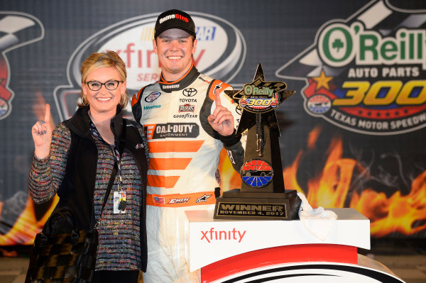 NASCAR XFINITY Series
O’Reilly Auto Parts 300
Texas Motor Speedway
Fort Worth, TX USA
Saturday 4 November 2017
Erik Jones, GameStop Call of Duty WWII Toyota Camry, celebrates in victory Lane.
World Copyright: John K Harrelson
LAT Images