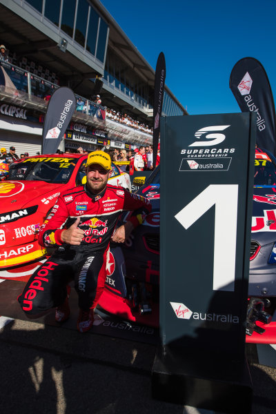 2017 Supercars Championship Round 1.
Clipsal 500, Adelaide, South Australia, Australia.
Thursday March 2nd to Sunday March 5th 2017.
Shane Van Gisbergen driver of the #97 Red Bull Holden Racing Team Holden Commodore VF.
World Copyright: Daniel Kalisz/LAT Images
Ref: Digital Image 040317_VASCR1_DKIMG_6169.JPG 2017 Supercars Championship Round 1.
Clipsal 500, Adelaide, South Australia, Australia.
Thursday March 2nd to Sunday March 5th 2017.
Shane Van Gisbergen driver of the #97 Red Bull Holden Racing Team Holden Commodore VF.
World Copyright: Daniel Kalisz/LAT Images
Ref: Digital Image 040317_VASCR1_DKIMG_6169.JPG