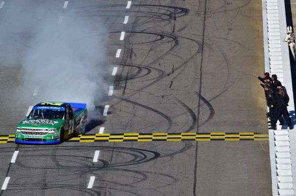 28-29 October, 2016, Martinsville, Virginia USA
Johnny Sauter does a burnout after winning.
©2016, John Harrelson / LAT Photo USA 28-29 October, 2016, Martinsville, Virginia USA
Johnny Sauter does a burnout after winning.
©2016, John Harrelson / LAT Photo USA