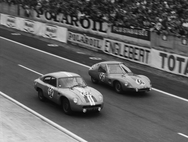 Le Mans, France. 25th - 26th June 1960
Rene Bartholoni/Bernard de St. Auban (D
B. HBR4 Panhard Coupe), 20th position passes Robert Bouharde/Francois Jaeger (D
B. HBR5 Panhard Coupe), 19th position, action. World Copyright: LAT Photographic
Ref: B/WPRINT. Le Mans, France. 25th - 26th June 1960
Rene Bartholoni/Bernard de St. Auban (D
B. HBR4 Panhard Coupe), 20th position passes Robert Bouharde/Francois Jaeger (D
B. HBR5 Panhard Coupe), 19th position, action. World Copyright: LAT Photographic
Ref: B/WPRINT.