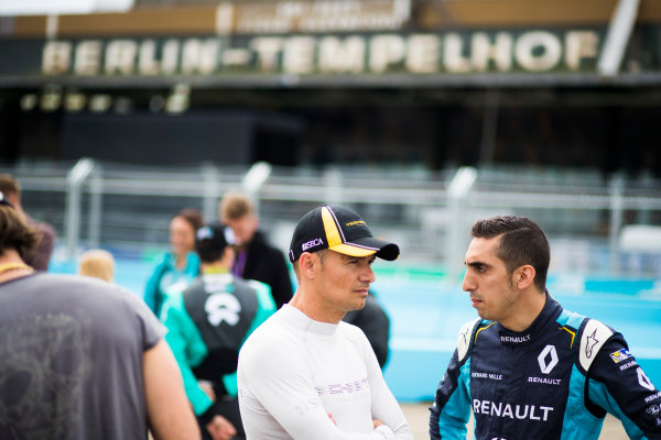 2016/2017 FIA Formula E Championship.
Round 7 - Berlin ePrix, Tempelhof Airport, Berlin, Germany.
Stephane Sarrazin (FRA), Techeetah, Spark-Renault, Renault Z.E 16 & Jean-Eric Vergne (FRA), Techeetah, Spark-Renault, Renault Z.E 16. 
Thursday 8 June 2017.
Photo: Sam Bloxham/LAT/Formula E
ref: Digital Image _W6I6966