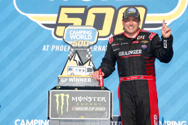 2017 Monster Energy NASCAR Cup Series
Camping World 500
Phoenix International Raceway, Avondale, AZ USA
Sunday 19 March 2017
Ryan Newman
World Copyright: Matthew T. Thacker/LAT Images
ref: Digital Image 17PHX1mt1645