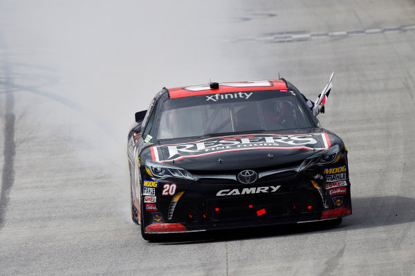 NASCAR Xfinity Series
Fitzgerald Glider Kits 300
Bristol Motor Speedway, Bristol, TN USA
Saturday 22 April 2017
Erik Jones, Reser's American Classic Toyota Camry celebrates his win with a burnout
World Copyright: Nigel Kinrade
LAT Images
ref: Digital Image 17BRI1nk07054