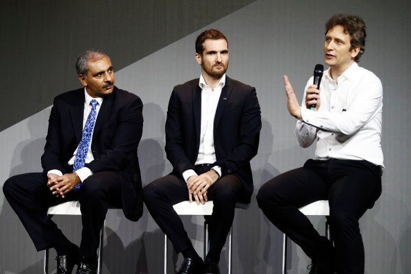 Renault RS17 Formula 1 Launch.
The Lindley Hall, London, UK.
Tuesday 21 February 2017.
Left-to-right: Mandhir Singh, BP Lubricants Chief Operating Officer, Tommaso Volpe, Infiniti Global Director Motorsport and Pepijn Richter, Director Worldwide Product Marketing at Microsoft Dynamics.
World Copyright: Glenn Dunbar/LAT Images
Ref: _31I8994 Renault RS17 Formula 1 Launch.
The Lindley Hall, London, UK.
Tuesday 21 February 2017.
Left-to-right: Mandhir Singh, BP Lubricants Chief Operating Officer, Tommaso Volpe, Infiniti Global Director Motorsport and Pepijn Richter, Director Worldwide Product Marketing at Microsoft Dynamics.
World Copyright: Glenn Dunbar/LAT Images
Ref: _31I8994