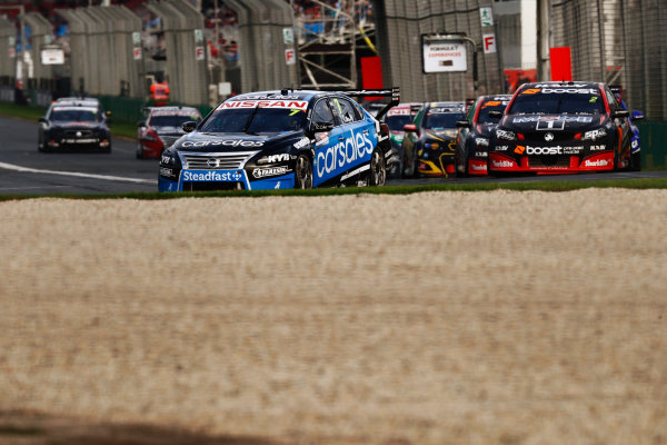 Australian Supercars Series
Albert Park, Melbourne, Australia.
Friday 24 March 2017.
Race 2.
Todd Kelly, No.7 Nissan Altima, Sengled Racing and carsales Racing, leads Scott Pye, No.2 Holden Commodore VF, Mobil 1 HSV Racing.
World Copyright: Zak Mauger/LAT Images
ref: Digital Image _56I5965