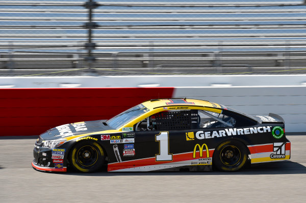 Monster Energy NASCAR Cup Series
Toyota Owners 400
Richmond International Raceway, Richmond, VA USA
Friday 28 April 2017
Jamie McMurray, Chip Ganassi Racing, GearWrench Chevrolet SS
World Copyright: Nigel Kinrade
LAT Images
ref: Digital Image 17RIC1nk01321