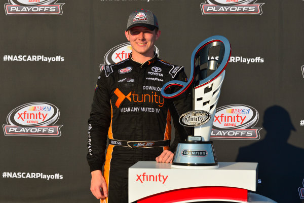 NASCAR XFINITY Series
TheHouse.com 300
Chicagoland Speedway, Joliet, IL USA
Saturday 16 September 2017
Matt Tifft, TMNT Lone Rat & Cub/ABTA Toyota Camry, Xfinity trophy
World Copyright: Logan Whitton
LAT Images NASCAR XFINITY Series
TheHouse.com 300
Chicagoland Speedway, Joliet, IL USA
Saturday 16 September 2017
Matt Tifft, TMNT Lone Rat & Cub/ABTA Toyota Camry, Xfinity trophy
World Copyright: Logan Whitton
LAT Images