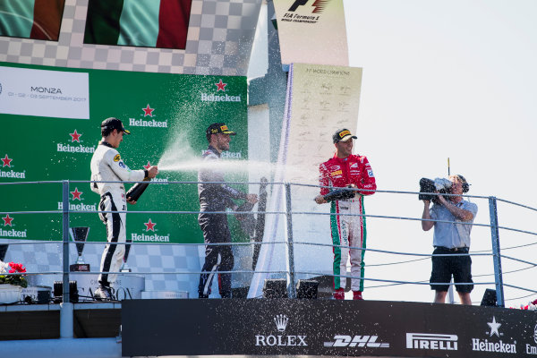 2017 FIA Formula 2 Round 9.
Autodromo Nazionale di Monza, Monza, Italy.
Sunday 3 September 2017.
Sergio Sette Camara (BRA, MP Motorsport), Luca Ghiotto (ITA, RUSSIAN TIME), Antonio Fuoco (ITA, PREMA Racing). 
Photo: Zak Mauger/FIA Formula 2.
ref: Digital Image _56I9237