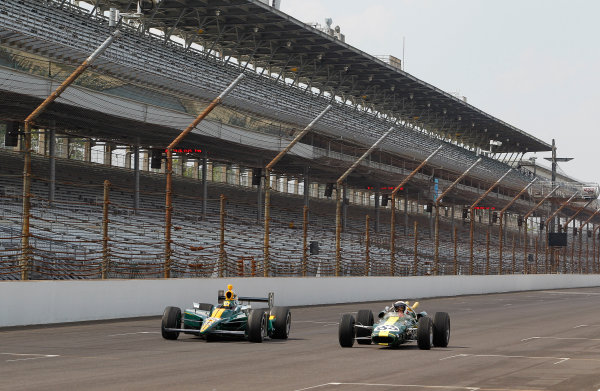 15-21 May, 2010, Indianapolis, Indiana, USA
Takuma Sato with his IRL rookie entry and Jimmy Vasser in Jim Clark's 1963 rookie Lotus-Ford on the main straight of the Indianapolis Motor Speedway
ÃÂ©2010, Michael Levitt, USA
LAT Photographic