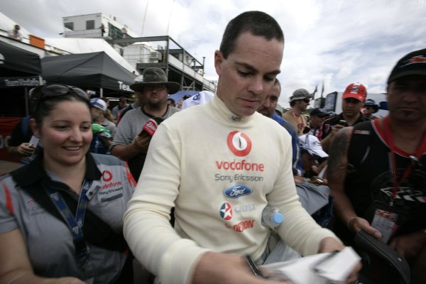 2007 Australian V8 Supercars - Clipsal 500.
Adelaide, Australia. 1st - 4th March 2007.
Craig Lowndes (Team Vodafone Ford Falcon BF). Portrait.
World Copyright: Mark Horsburgh/LAT Photographic
ref: Digital Image Lowndes-T8-RD1-06-17458
2007 Australian V8 Supercars - Clipsal 500.
Adelaide, Australia. 1st - 4th March 2007.
Craig Lowndes (Team Vodafone Ford Falcon BF). Portrait.
World Copyright: Mark Horsburgh/LAT Photographic
ref: Digital Image Lowndes-T8-RD1-06-17458