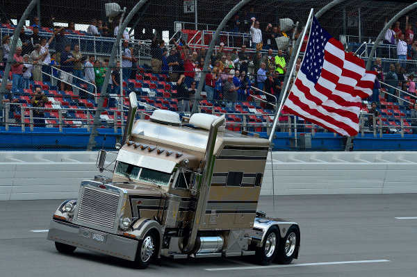 October 18-19, 2013, Talladega, Alabama USA
American Flag on truck
© 2013, Brian Czobat
LAT Photo USA
October 18-19, 2013, Talladega, Alabama USA
American Flag on truck
© 2013, Brian Czobat
LAT Photo USA