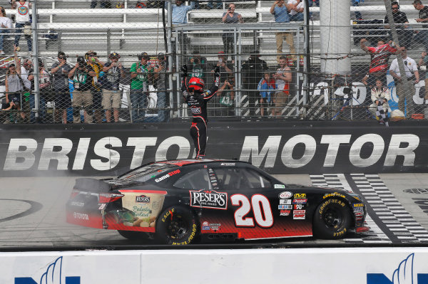 NASCAR Xfinity Series
Fitzgerald Glider Kits 300
Bristol Motor Speedway, Bristol, TN USA
Saturday 22 April 2017
Erik Jones, Reser's American Classic Toyota Camry
World Copyright: Matthew T. Thacker
LAT Images
ref: Digital Image 17BMS1mt1381