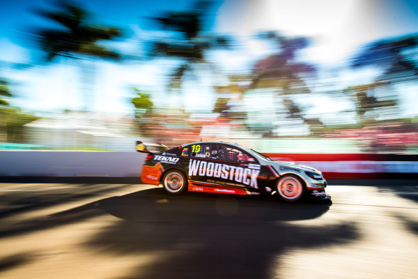 2017 Supercars Championship Round 7. 
Townsville 400, Reid Park, Townsville, Queensland, Australia.
Friday 7th July to Sunday 9th July 2017.
Will Davison drives the #19 Tekno Woodstock Racing Holden Commodore VF.
World Copyright: Daniel Kalisz/ LAT Images
Ref: Digital Image 070717_VASCR7_DKIMG_1911.jpg