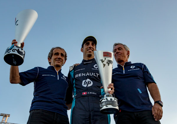 2016/2017 FIA Formula E Championship.
Marrakesh ePrix, Circuit International Automobile Moulay El Hassan, Marrakesh, Morocco.
Saturday 12 November 2016.
Alain Prost with Sebastien Buemi (SUI), Renault e.Dams, Spark-Renault, Renault Z.E 16 on the podium.
Photo: Zak Mauger/Jaguar Racing
ref: Digital Image _X0W6723