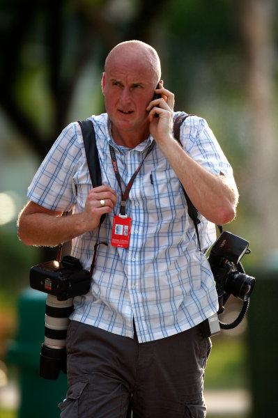 Sepang, Kuala Lumpur, Malaysia
2nd April 2009
LAT photographer Charles Coates in the paddock. Portrait.
World Copyright: Glenn Dunbar/LAT Photographic
ref: Digital Image _O9T3536