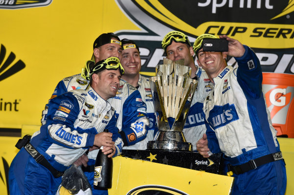18-20 November, 2016, Homestead, Florida USA
Jimmie Johnson Championship Victory Lane Celebrations
© 2016, Nigel Kinrade
LAT Photo USA 18-20 November, 2016, Homestead, Florida USA
Jimmie Johnson Championship Victory Lane Celebrations
© 2016, Nigel Kinrade
LAT Photo USA