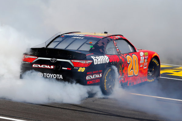 2017 NASCAR Xfinity Series
My Bariatric Solutions 300
Texas Motor Speedway, Fort Worth, TX USA
Saturday 8 April 2017
Erik Jones, Game Stop/ GAEMS Toyota Camry celebrates his win with a burnout 
World Copyright: Russell LaBounty/LAT Images
ref: Digital Image 17TEX1rl_2581