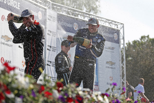 Verizon IndyCar Series
Chevrolet Detroit Grand Prix Race 2
Raceway at Belle Isle Park, Detroit, MI USA
Sunday 4 June 2017
Graham Rahal, Rahal Letterman Lanigan Racing Honda, Josef Newgarden, Team Penske Chevrolet, Will Power, Team Penske Chevrolet celebrate with champagne on the podium
World Copyright: Phillip Abbott
LAT Images
ref: Digital Image abbott_detroit_0617_6965