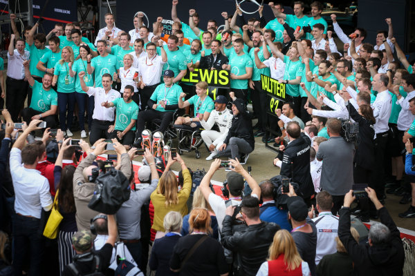 Silverstone, Northamptonshire, UK.
Sunday 16 July 2017.
Lewis Hamilton, Mercedes AMG, 1st Position, Valtteri Bottas, Mercedes AMG, 2nd Position, guests including injured F4 racer Billy Monger and the Mercedes team, celebrate.
World Copyright: Charles Coates/LAT Images
ref: Digital Image DJ5R7234 Silverstone, Northamptonshire, UK.
Sunday 16 July 2017.
Lewis Hamilton, Mercedes AMG, 1st Position, Valtteri Bottas, Mercedes AMG, 2nd Position, guests including injured F4 racer Billy Monger and the Mercedes team, celebrate.
World Copyright: Charles Coates/LAT Images
ref: Digital Image DJ5R7234