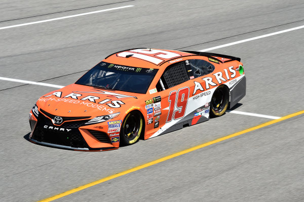 Monster Energy NASCAR Cup Series
Toyota Owners 400 Race Weekend.
Richmond International Raceway, Richmond, VA USA
Daniel Suarez, Joe Gibbs Racing, ARRIS Toyota Camry

World Copyright: John Harrelson
LAT Images
.
ref: Digital Image 17RIC1jh_00021