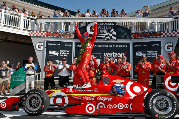 2-4 September, 2016, Watkins Glen, New York USA
Scott Dixon celebrates in victory lane
?2016, Michael Levitt
LAT Photo USA 2-4 September, 2016, Watkins Glen, New York USA
Scott Dixon celebrates in victory lane
?2016, Michael Levitt
LAT Photo USA