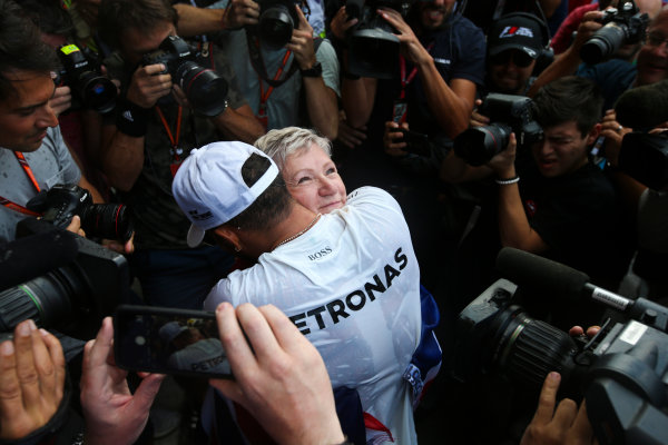 Autodromo Hermanos Rodriguez, Mexico City, Mexico.
Sunday 29 October 2017.
Lewis Hamilton, Mercedes AMG, embraces his mother after winning his fourth world title.
World Copyright: Charles Coates/LAT Images
ref: Digital Image DJ5R7926 Autodromo Hermanos Rodriguez, Mexico City, Mexico.
Sunday 29 October 2017.
Lewis Hamilton, Mercedes AMG, embraces his mother after winning his fourth world title.
World Copyright: Charles Coates/LAT Images
ref: Digital Image DJ5R7926