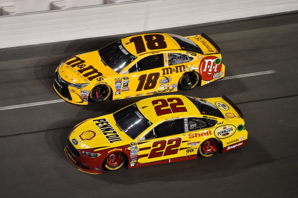 12-13 February, 2016, Daytona Beach, Florida, USA
Joey Logano (22), Kyle Busch, M&M's 75 Toyota Camry (18)
?2016, John Harrelson / LAT Photo USA
12-13 February, 2016, Daytona Beach, Florida, USA
Joey Logano (22), Kyle Busch, M&M's 75 Toyota Camry (18)
?2016, John Harrelson / LAT Photo USA