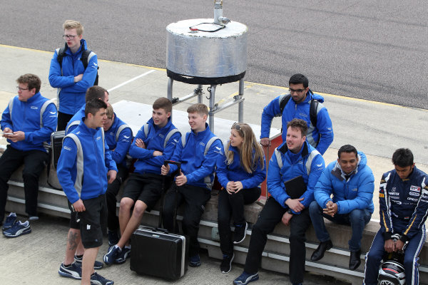 2016 BRDC British Formula 3 Championship,
Rockingham, Northamptonshire. 
30th April - 1st May 2016.
Carlin.
World Copyright: Ebrey / LAT Photographic.