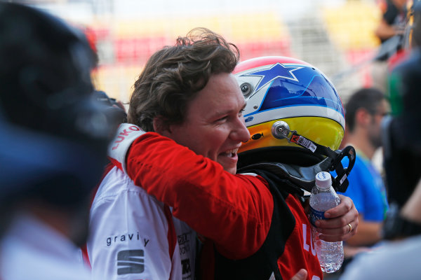 2015 TCR International Series Round 9.
Marina Bay Circuit, Singapore.
Sunday 20 September 2015.
Jordi Gene, No.88 Team Craft-Bamboo LUKOIL, celebrates victory.
World Copyright: Sam Bloxham/LAT Photographic.
ref: Digital Image _SBL8833 2015 TCR International Series Round 9.
Marina Bay Circuit, Singapore.
Sunday 20 September 2015.
Jordi Gene, No.88 Team Craft-Bamboo LUKOIL, celebrates victory.
World Copyright: Sam Bloxham/LAT Photographic.
ref: Digital Image _SBL8833