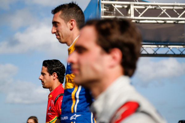 FIA Formula E Championship 2015/16.
Julius Baer Punta Del Este ePrix, Punta Del Este, Uruguay.
Race.
Lucas Di Grassi (BRA), ABT Audi Sport FE01.
Punta Del Este, Uruguay, South America.
Saturday 19 December 2015
Photo: Adam Warner / LAT/FE
ref: Digital Image _L5R2416
FIA Formula E Championship 2015/16.
Julius Baer Punta Del Este ePrix, Punta Del Este, Uruguay.
Race.
Lucas Di Grassi (BRA), ABT Audi Sport FE01.
Punta Del Este, Uruguay, South America.
Saturday 19 December 2015
Photo: Adam Warner / LAT/FE
ref: Digital Image _L5R2416