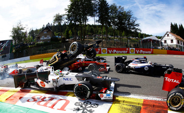 Spa-Francorchamps, Spa, Belgium
2nd September 2012.
A huge crash unfolds involving Romain Grosjean, Lotus E20 Renault, Sergio Perez, Sauber C31 Ferrari, Fernando Alonso, Ferrari F2012, and Lewis Hamilton, McLaren MP4-27 Mercedes.
World Copyright:Steven Tee/LAT Photographic
ref: Digital Image _14P2387 Spa-Francorchamps, Spa, Belgium
2nd September 2012.
A huge crash unfolds involving Romain Grosjean, Lotus E20 Renault, Sergio Perez, Sauber C31 Ferrari, Fernando Alonso, Ferrari F2012, and Lewis Hamilton, McLaren MP4-27 Mercedes.
World Copyright:Steven Tee/LAT Photographic
ref: Digital Image _14P2387