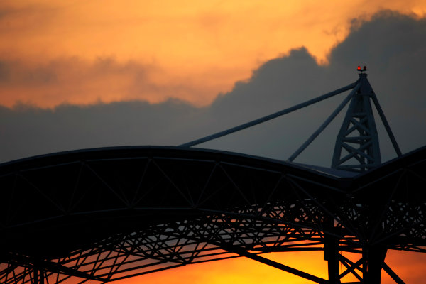 Sepang, Kuala Lumpur, Malaysia
2nd April 2009
The sun sets behind the Sepang circuit grandstand. Atmosphere.
World Copyright: Charles Coates/LAT Photographic
ref: Digital Image _26Y1793 Sepang, Kuala Lumpur, Malaysia
2nd April 2009
The sun sets behind the Sepang circuit grandstand. Atmosphere.
World Copyright: Charles Coates/LAT Photographic
ref: Digital Image _26Y1793