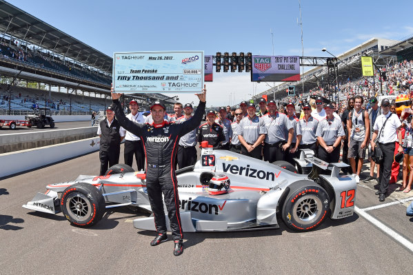 Verizon IndyCar Series
Indianapolis 500 Carb Day
Indianapolis Motor Speedway, Indianapolis, IN USA
Friday 26 May 2017
Will Power, Team Penske Chevrolet and crew celebrate the win of the pit stop competition.
World Copyright: Scott R LePage
LAT Images
ref: Digital Image lepage-170526-indy-10027 Verizon IndyCar Series
Indianapolis 500 Carb Day
Indianapolis Motor Speedway, Indianapolis, IN USA
Friday 26 May 2017
Will Power, Team Penske Chevrolet and crew celebrate the win of the pit stop competition.
World Copyright: Scott R LePage
LAT Images
ref: Digital Image lepage-170526-indy-10027